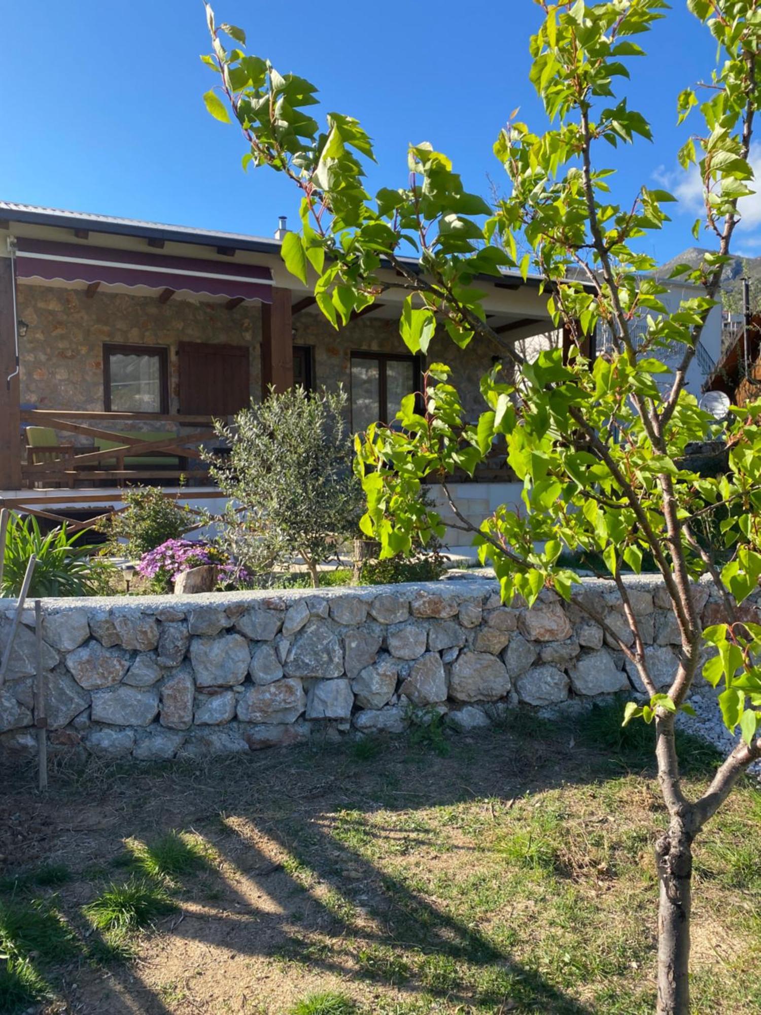 Guest House Mare Бар Екстер'єр фото